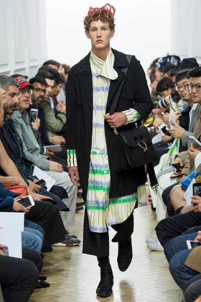 Look 2